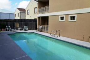 La Perla#2 Mid-island 2-3 minute walk to beach acc